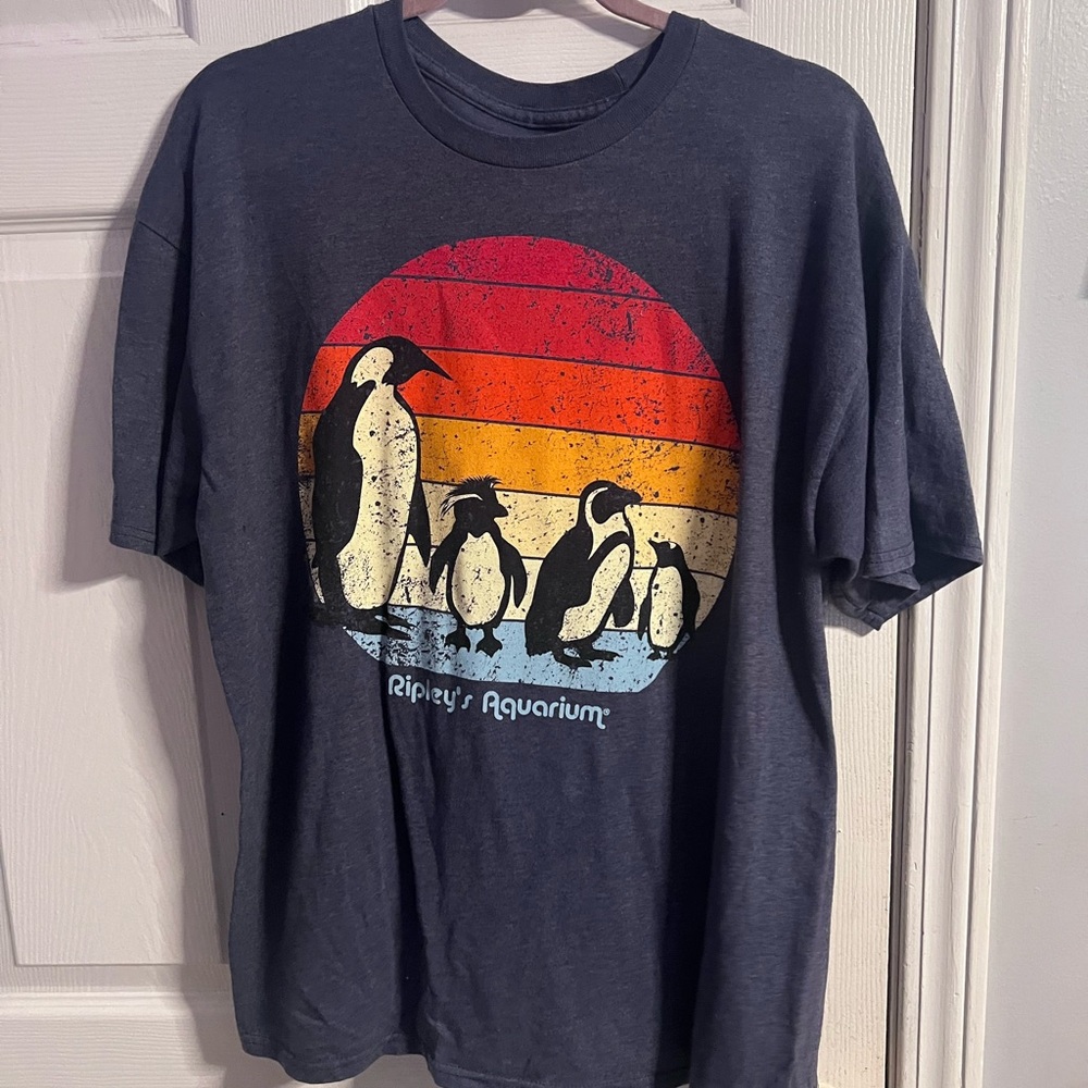 Ripley's Aquarium Graphic Tee - Navy with Sunset Penguin Design